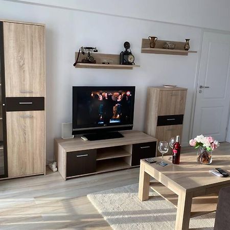 Magheru Cozy New Apartament 2 Rooms Bukares Bagian luar foto