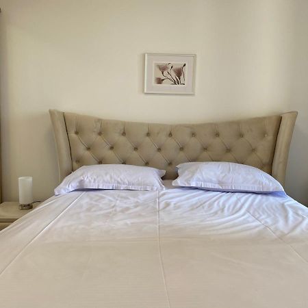 Magheru Cozy New Apartament 2 Rooms Bukares Bagian luar foto