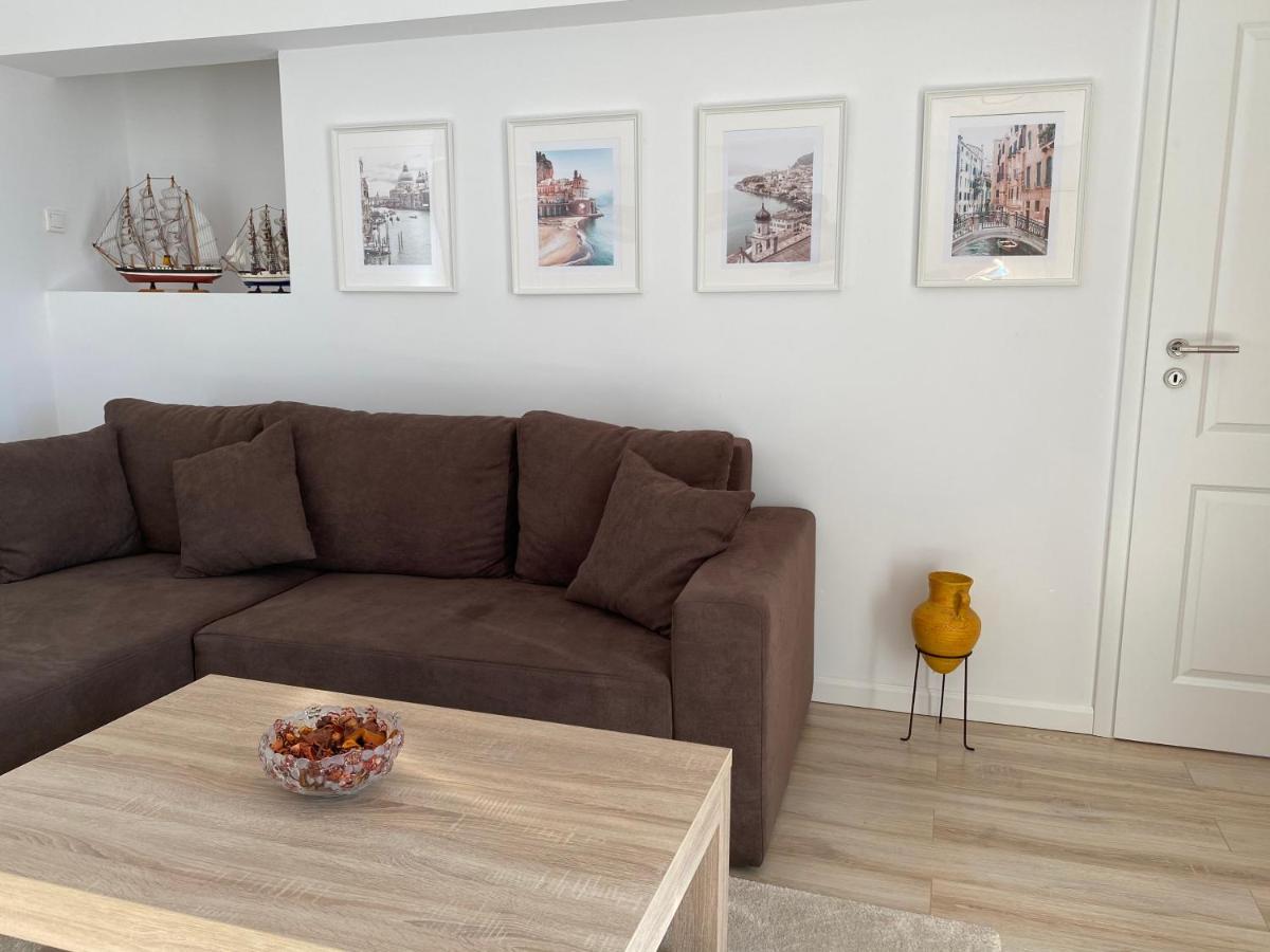 Magheru Cozy New Apartament 2 Rooms Bukares Bagian luar foto